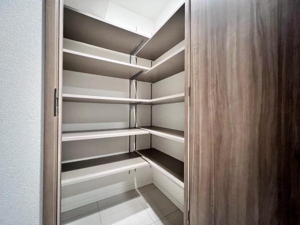 クリオレジタンス八王子　ザ・マークス 収納