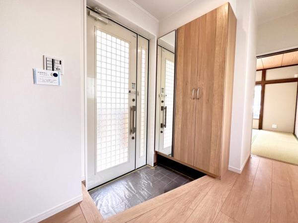 横浜市西区境之谷戸建2 玄関