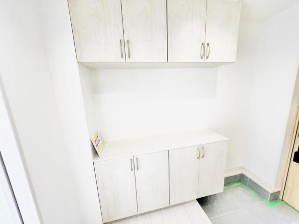 フレスティア木更津・金田東 玄関