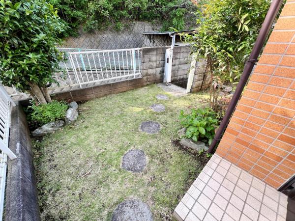 厚木市飯山南１丁目 中古戸建 庭