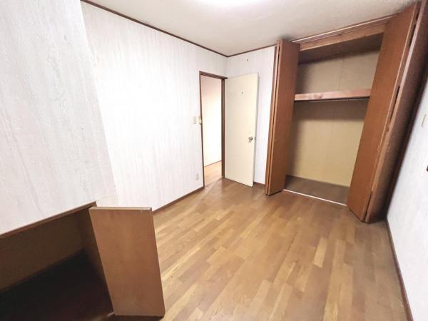 厚木市飯山南１丁目 中古戸建 洋室