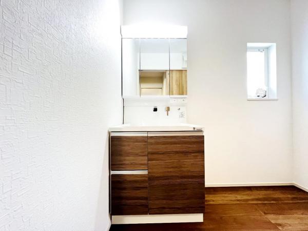 柏市第3増尾 洗面化粧台