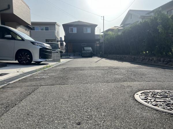 交野市青山2期 前面道路含む現地写真