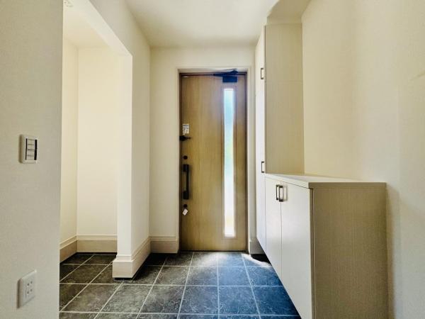 横須賀市浦賀２丁目 戸建 玄関