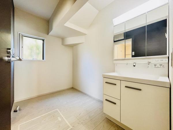 横須賀市浦賀２丁目 戸建 脱衣所