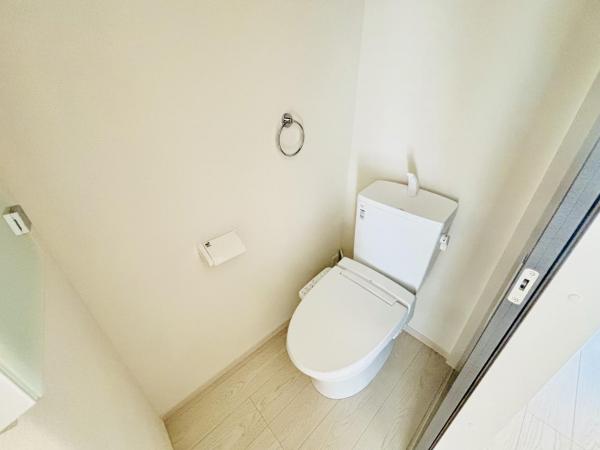 横須賀市浦賀２丁目 戸建 トイレ