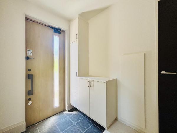 横須賀市浦賀２丁目 戸建 玄関