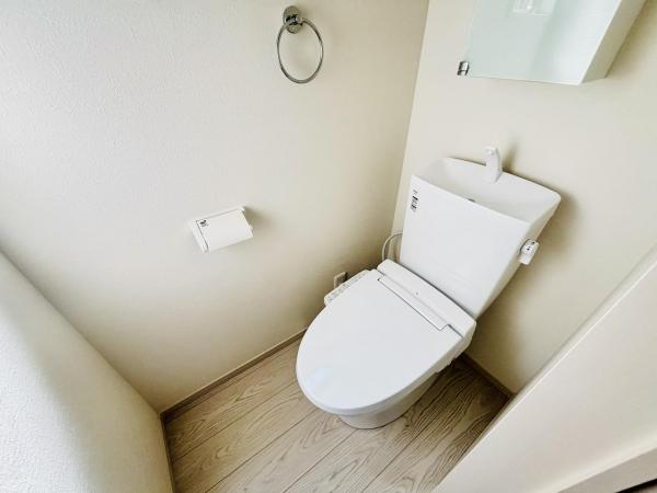 横須賀市浦賀２丁目 戸建 トイレ