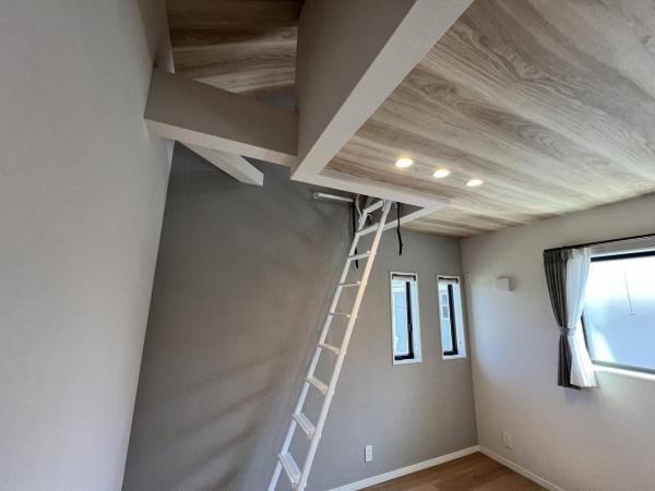 東久留米市滝山４丁目 戸建 収納