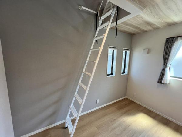 東久留米市滝山４丁目 戸建 洋室