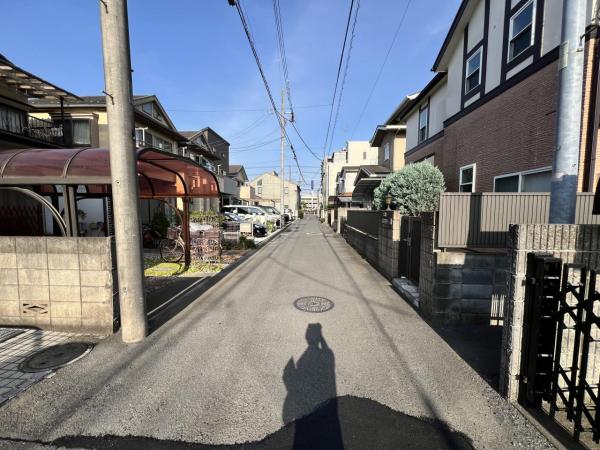 小平市花小金井４丁目 土地 前面道路含む現地写真