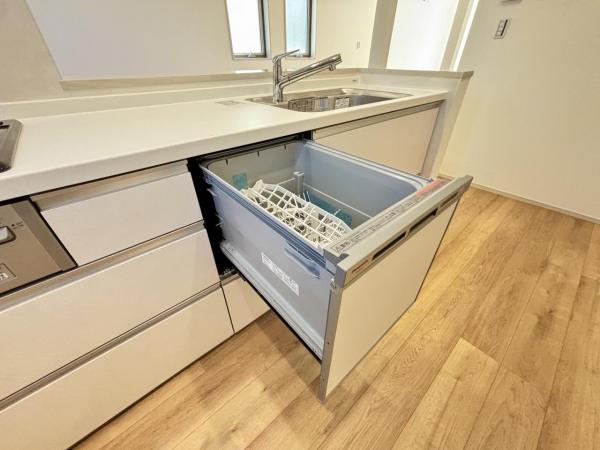 横浜市金沢区富岡西７丁目 戸建 キッチン