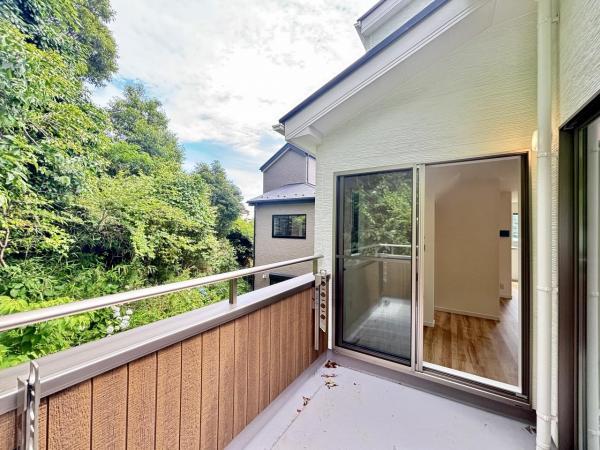 横浜市金沢区西柴２丁目 戸建 バルコニー