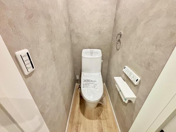 横浜市金沢区西柴２丁目 戸建 トイレ