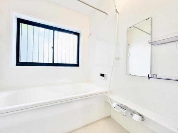 千葉市緑区古市場町 中古戸建 浴室