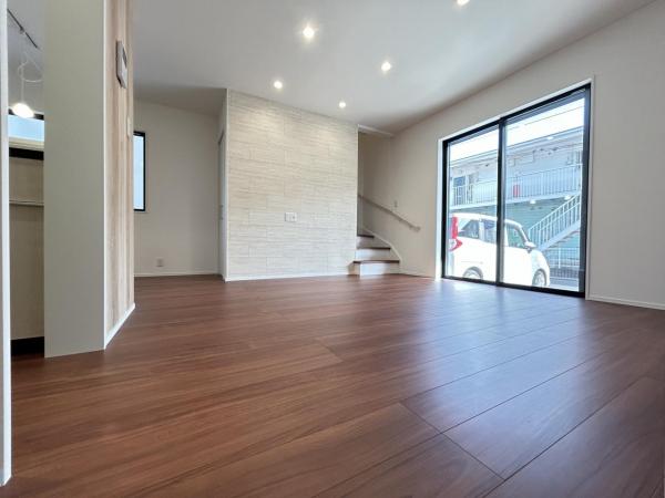 ララフィール宮崎町1期 リビングダイニング