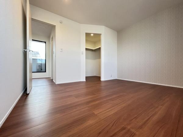 ララフィール宮崎町1期 洋室