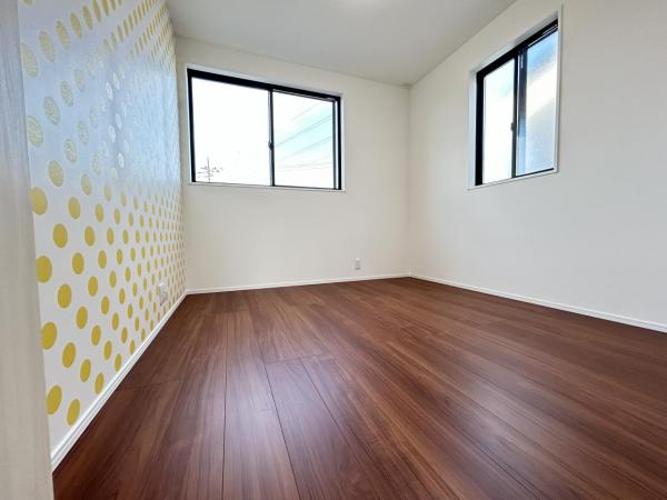 ララフィール宮崎町1期 洋室