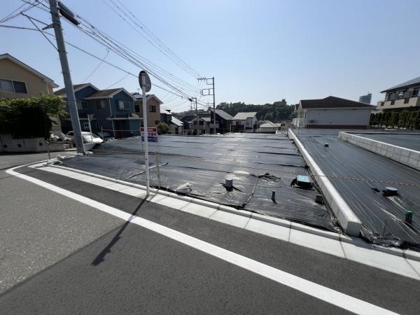 藤沢市天神町２丁目 土地 前面道路含む現地写真