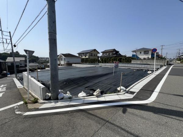 藤沢市天神町２丁目 土地 前面道路含む現地写真