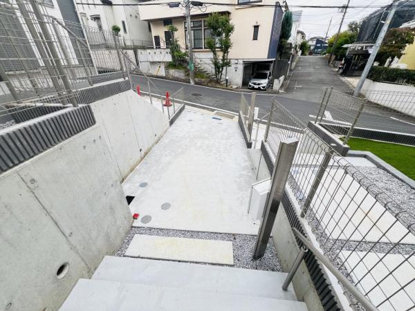 横浜市緑区いぶき野22番　2期 駐車場