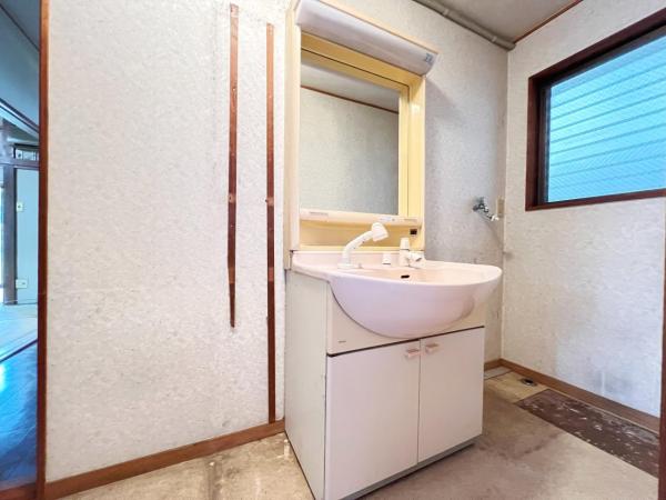 川崎市宮前区東有馬２丁目 中古戸建 洗面化粧台