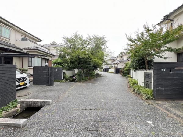 越谷市大道 前面道路含む現地写真
