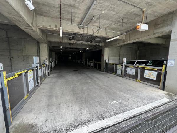 ガーデンハイツ小平１番館 敷地内駐車場