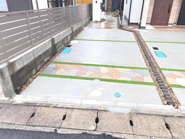 平塚市龍城ケ丘 戸建 前面道路含む現地写真