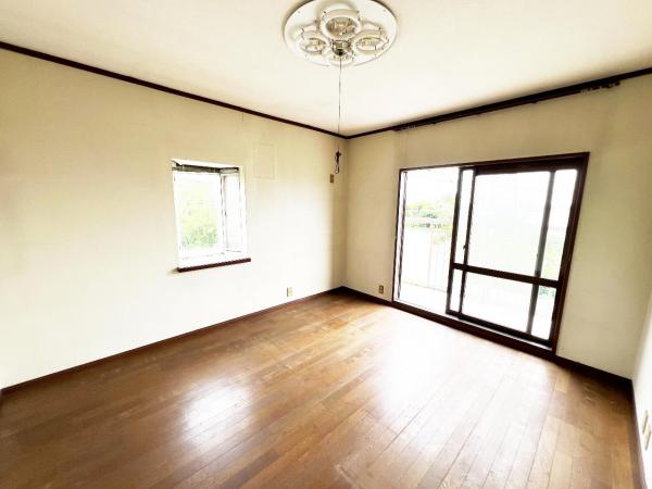 小田原市高田 中古戸建 洋室