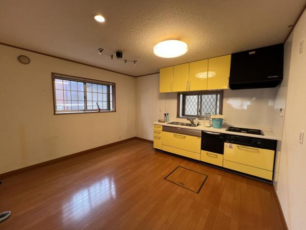 千葉市中央区葛城3丁目 中古戸建 キッチン
