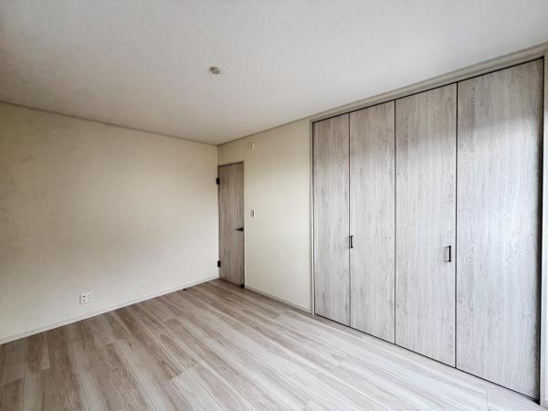 横浜市金沢区富岡東６丁目 戸建 収納