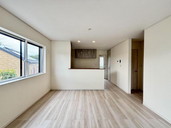 横浜市金沢区富岡東６丁目 戸建 ダイニング