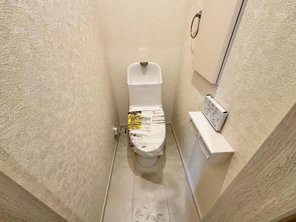 横浜市金沢区富岡東６丁目 戸建 トイレ