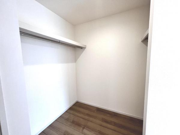 八王子市川口町　中古戸建 ウォークインクローゼット