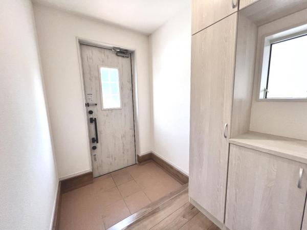 八王子市川口町　中古戸建 玄関