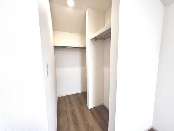 八王子市川口町　中古戸建 ウォークインクローゼット