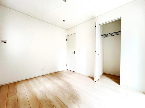 横浜市青葉区荏田西４丁目 戸建 収納