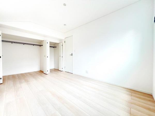 横浜市青葉区荏田西４丁目 戸建 収納