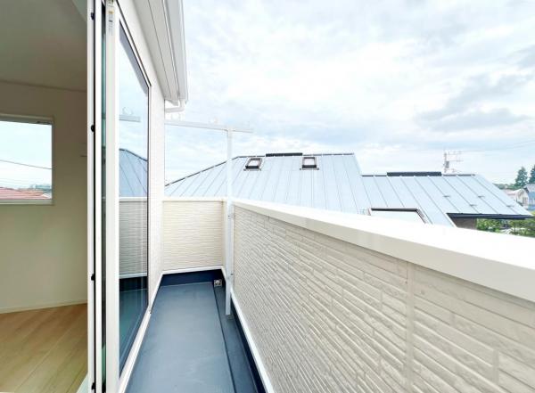 横浜市青葉区荏田西４丁目 戸建 バルコニー