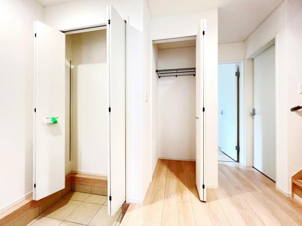 横浜市青葉区荏田西４丁目 戸建 収納