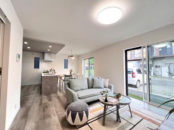 平塚市第2田村 リビング