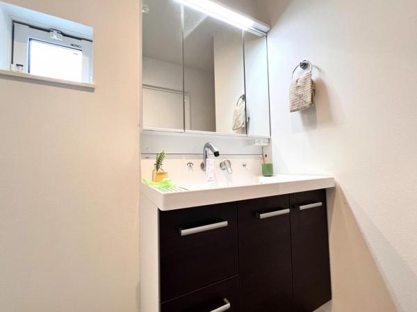 平塚市第2田村 洗面化粧台