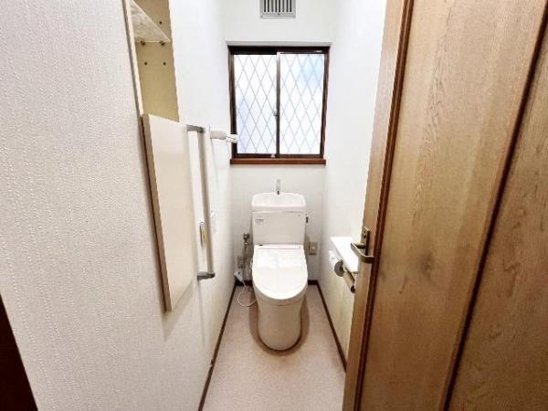伊勢原市高森台２丁目 中古戸建 トイレ