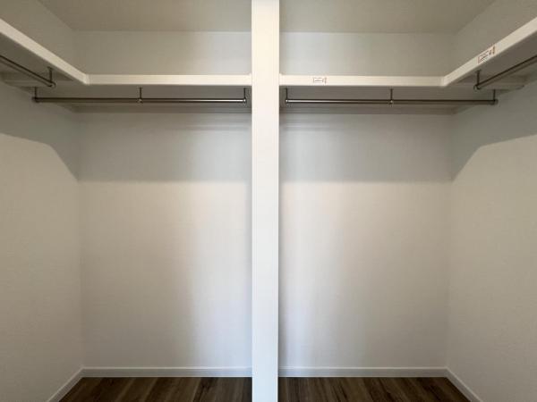 横須賀市鴨居１丁目 戸建 ウォークインクローゼット