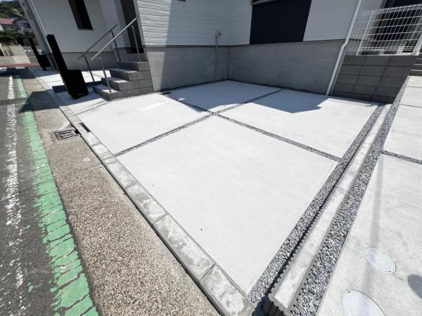 横須賀市鴨居１丁目 戸建 駐車場