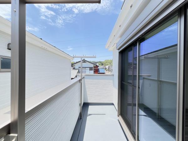 横須賀市鴨居１丁目 戸建 バルコニー