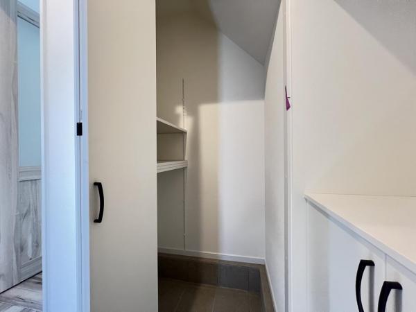 横須賀市鴨居１丁目 戸建 玄関