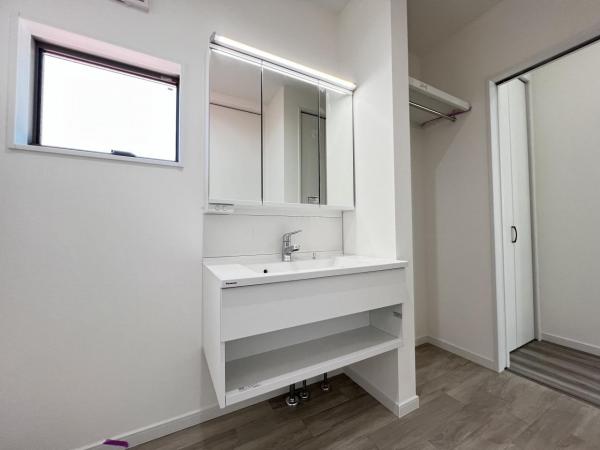 横須賀市鴨居１丁目 戸建 洗面化粧台