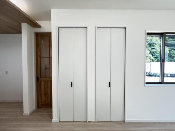 横須賀市鴨居１丁目 戸建 リビング